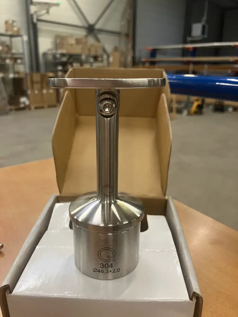 Support plat orientable à coller s/ tube ø 48,3x2 - Inox 304